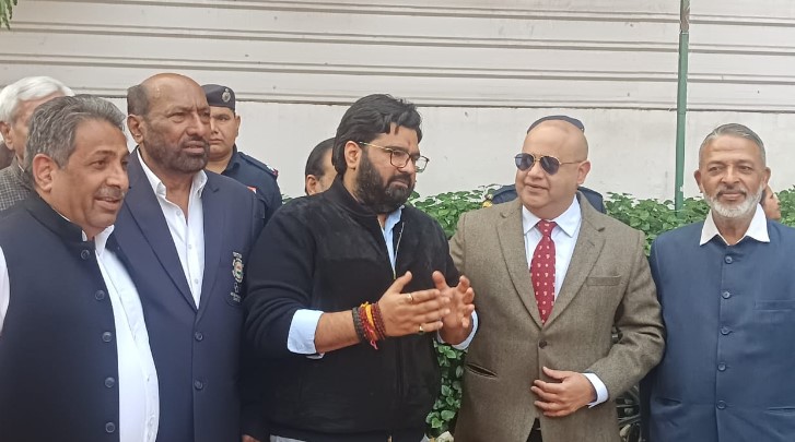 Honored the achievements - Photo Gallery