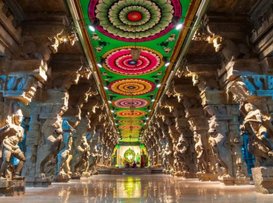 The speciality of the temple is its magnificent gopuram - Photo Gallery