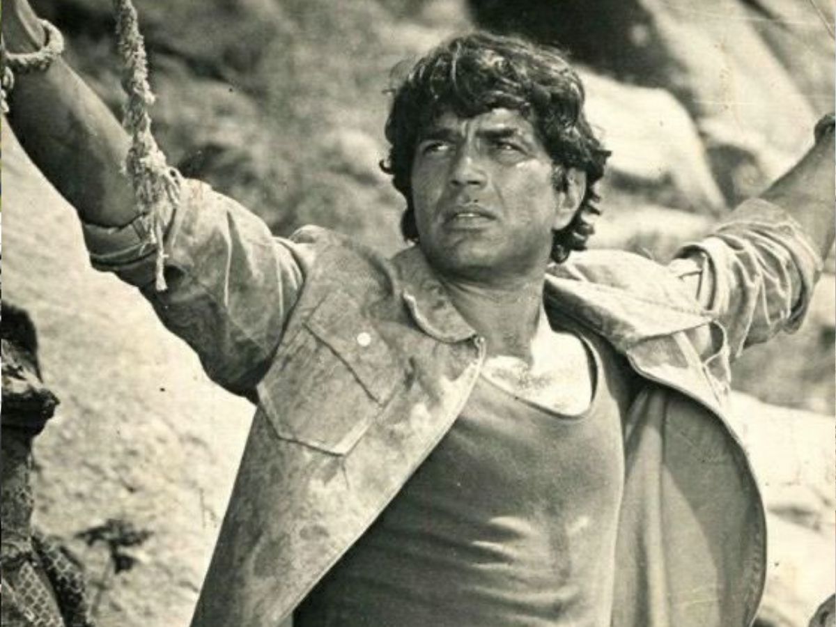 अंडरवर्ल्ड डॉन भी नहीं डरा सका था बॉलीवुड के ही-मैन को, यहां जानें धर्मेंद्र की हिम्मत और बहादुरी के कुछ अनसुने किस्से - Photo Gallery