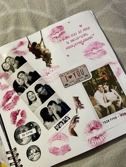 Handmade Scrapbook - Photo Gallery