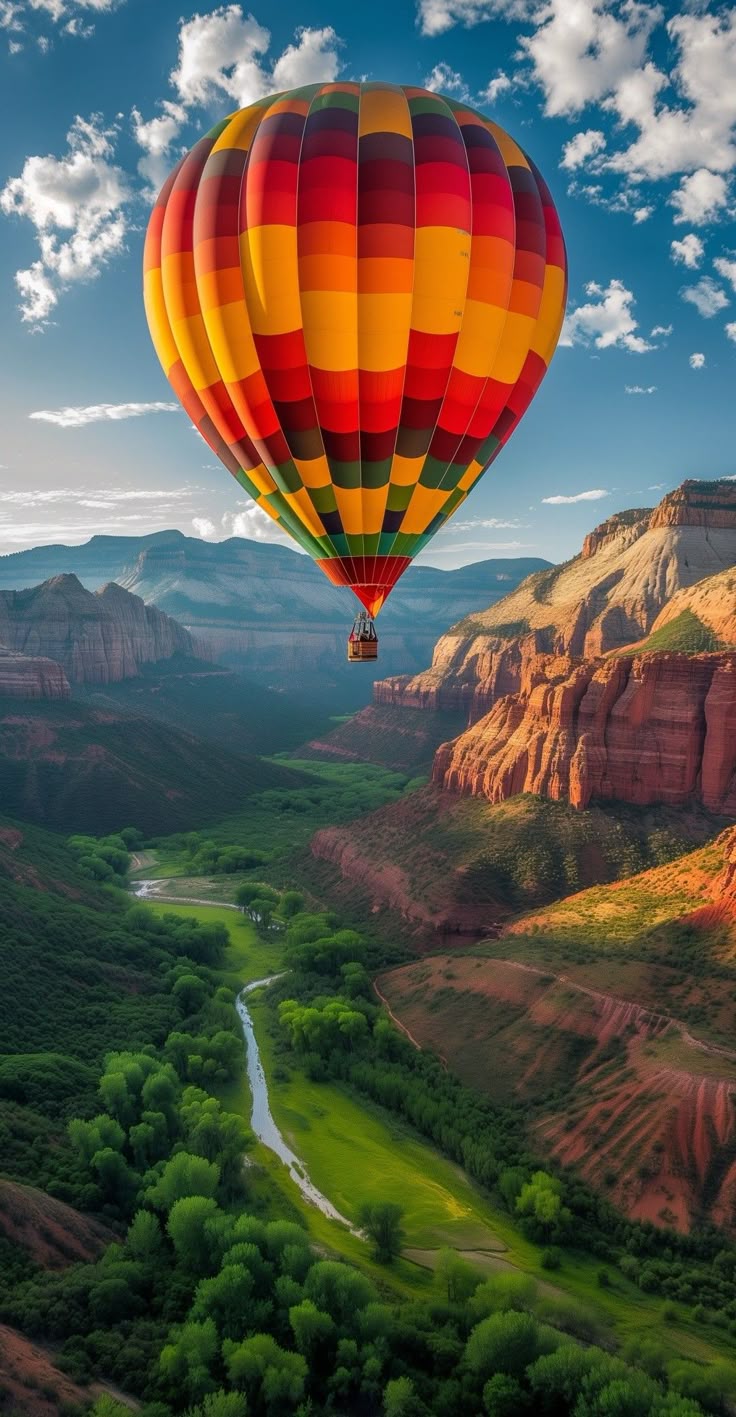 Hot Air Balloon: बढ़ते हुए स्मॉग के बीच दिल्ली में ‘हॉट एयर बैलून’ लोगों के लिए कितना सेफ - Photo Gallery