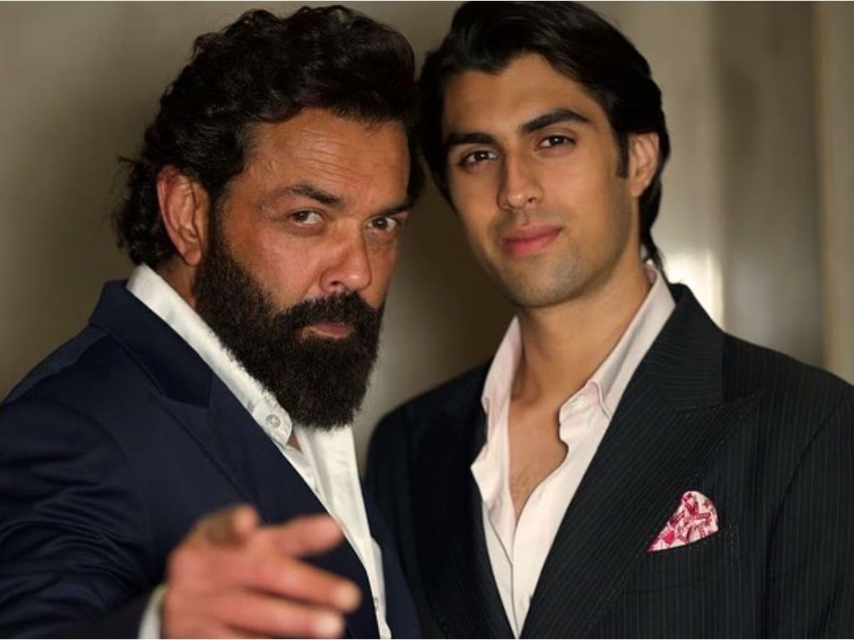 Dharmendra Family: 2 पत्नी, 6 बच्चे और 13 नाती-पोते…इतना बड़ा है ‘ही-मैन’ का परिवार - Photo Gallery