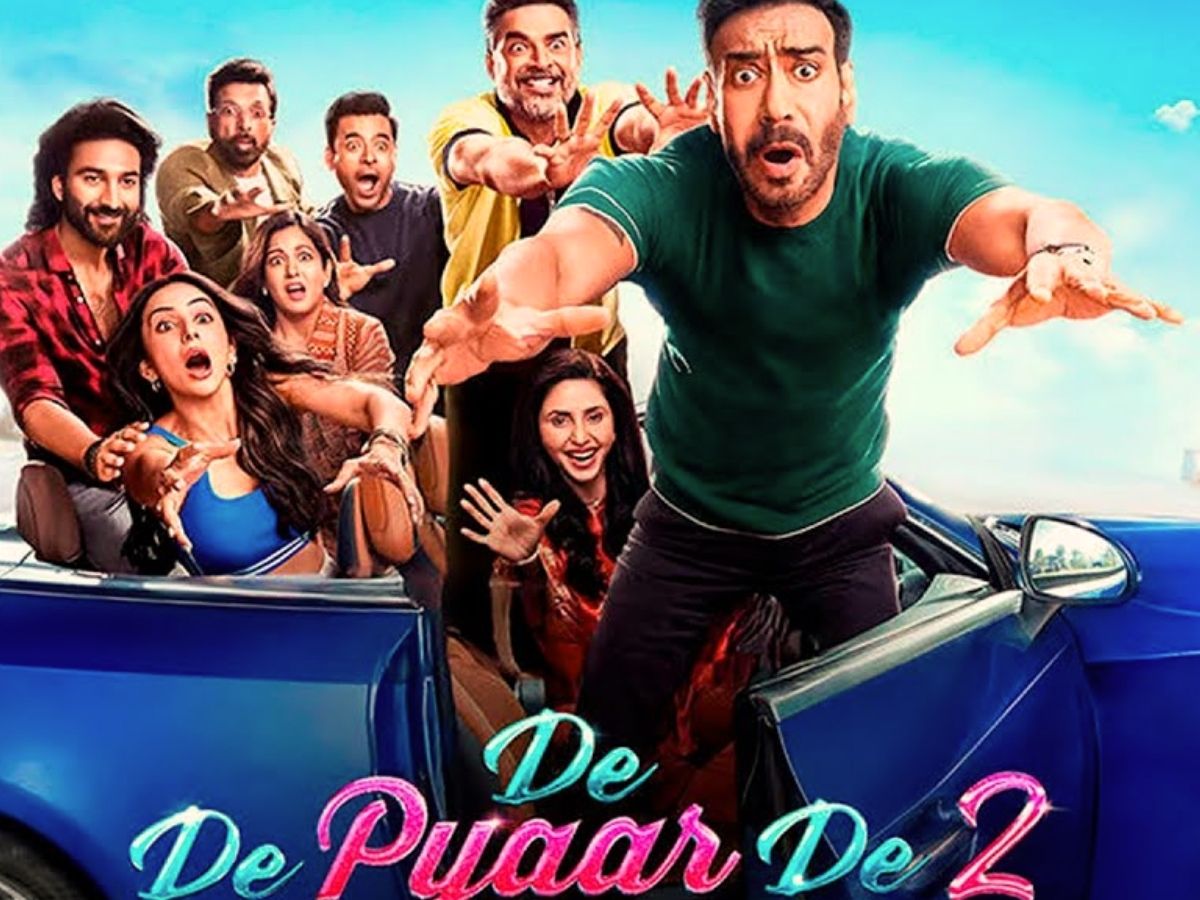 Year Ender: प्यार के नाम रहा 2025! इक्का-दुक्का नहीं, इस साल रिलीज हुईं कई रोमांटिक बॉलीवुड फिल्में - Photo Gallery