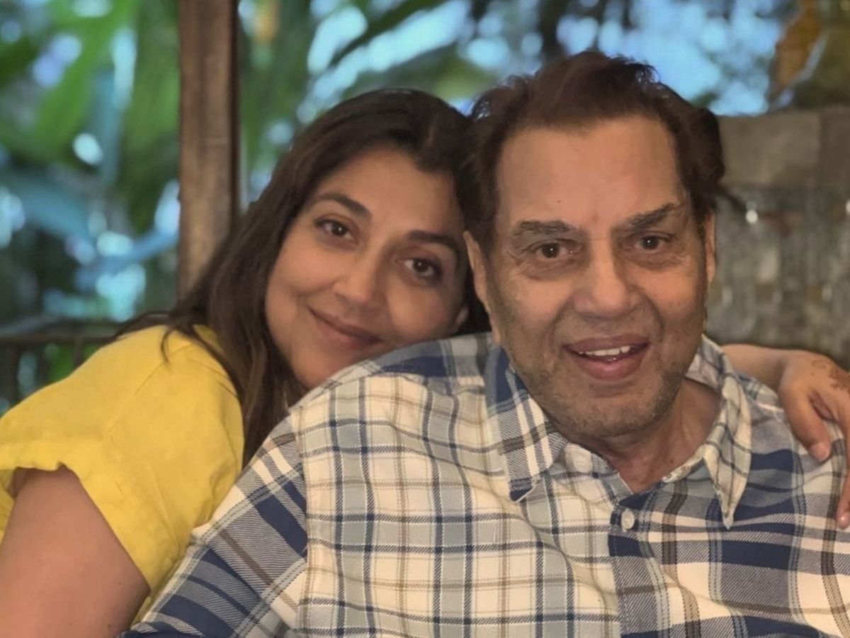 Dharmendra Family: 2 पत्नी, 6 बच्चे और 13 नाती-पोते…इतना बड़ा है ‘ही-मैन’ का परिवार - Photo Gallery