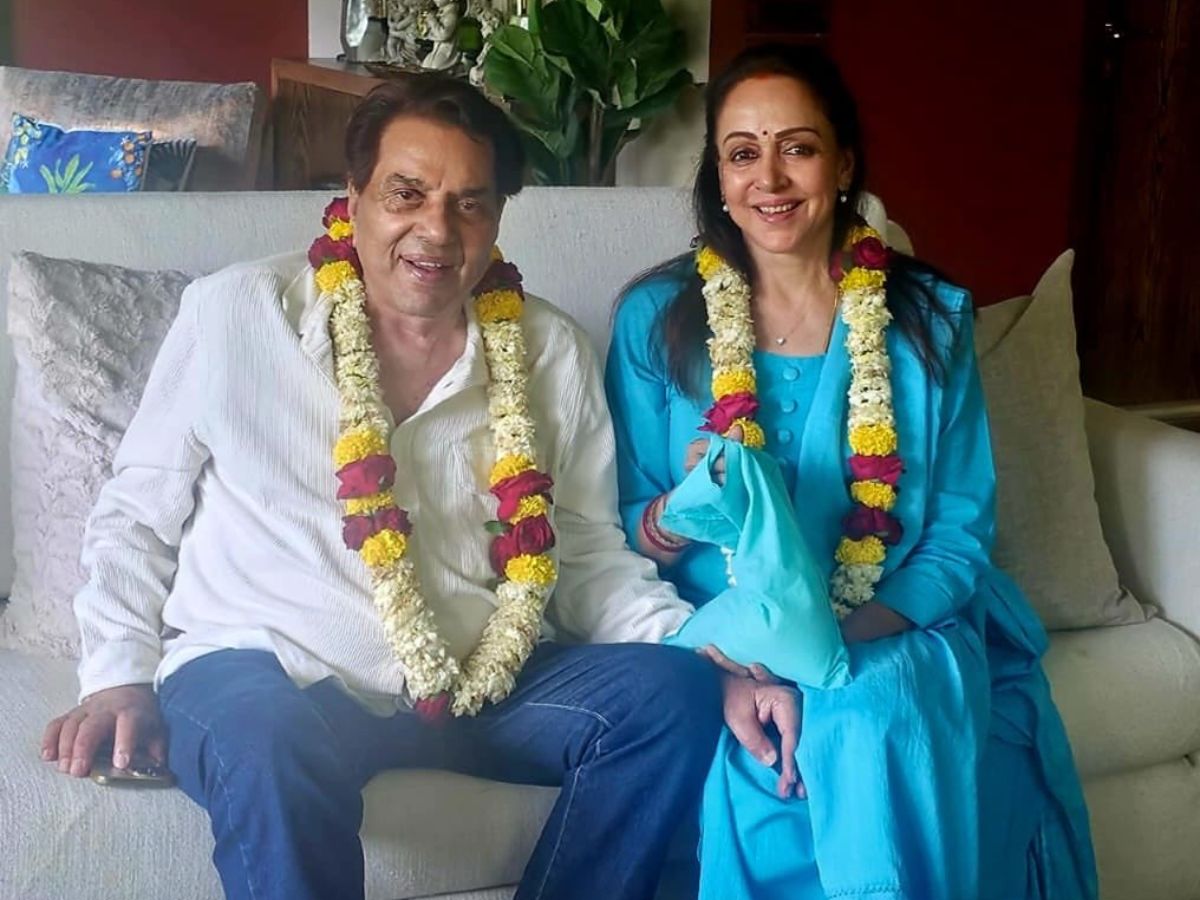 दर्दनाक और दिल तोड़ने वाला…Dharmendra के आखिरी दिनों पर Hema Malini ने की बात! जल्दबाजी में हुए अंतिम संस्कार की बताई वजह - Photo Gallery