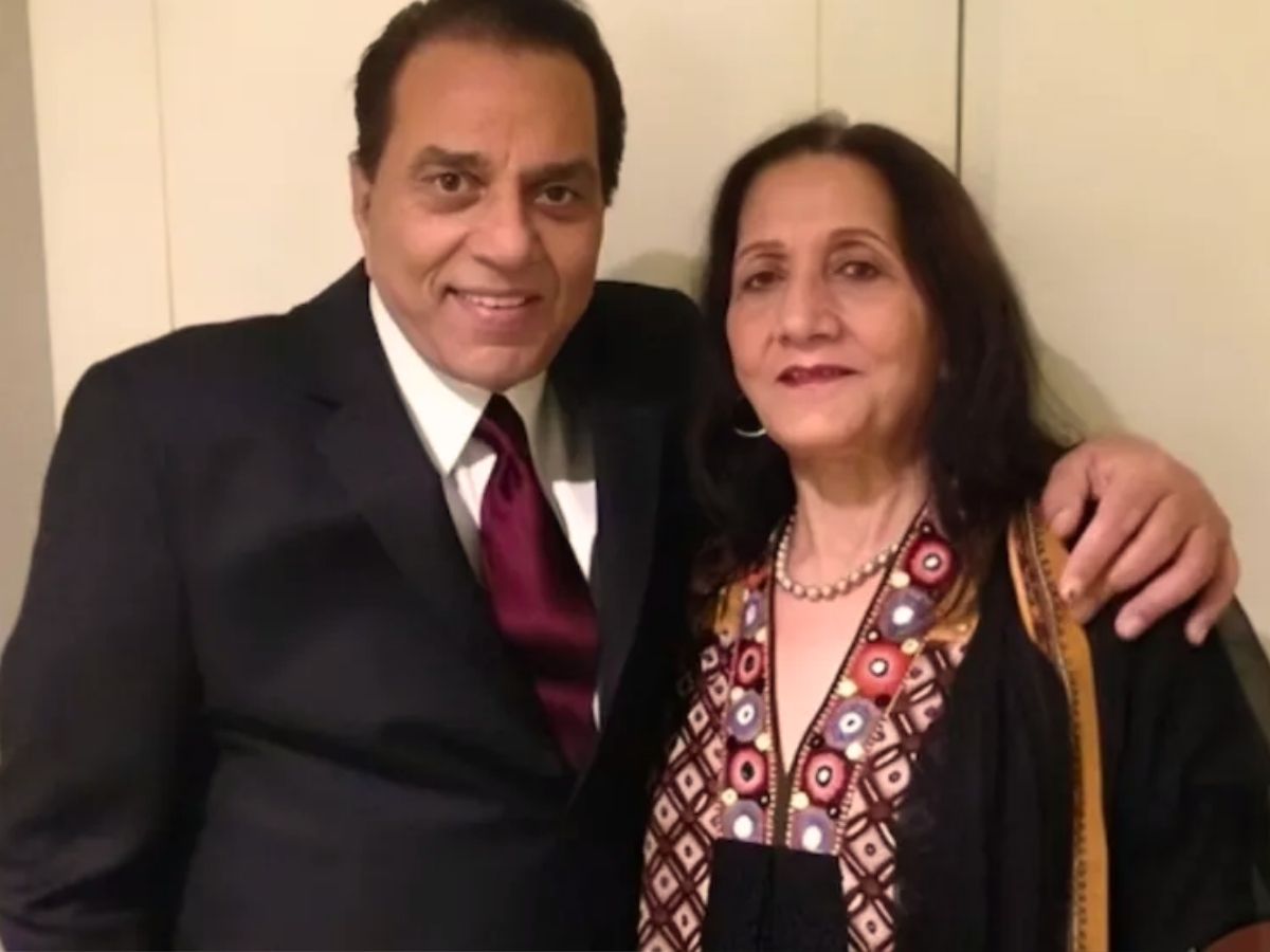 Dharmendra Family: 2 पत्नी, 6 बच्चे और 13 नाती-पोते…इतना बड़ा है ‘ही-मैन’ का परिवार - Photo Gallery