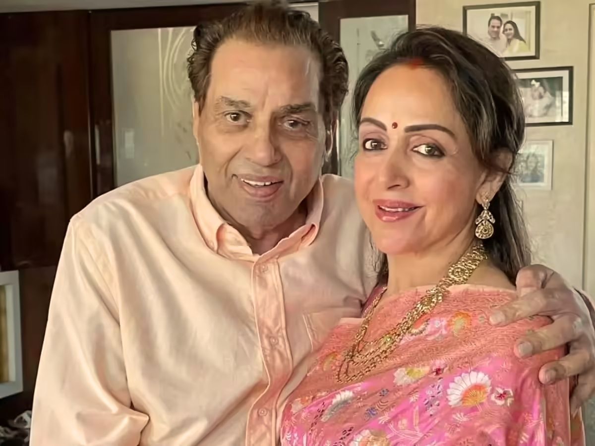 Dharmendra Family: 2 पत्नी, 6 बच्चे और 13 नाती-पोते…इतना बड़ा है ‘ही-मैन’ का परिवार - Photo Gallery
