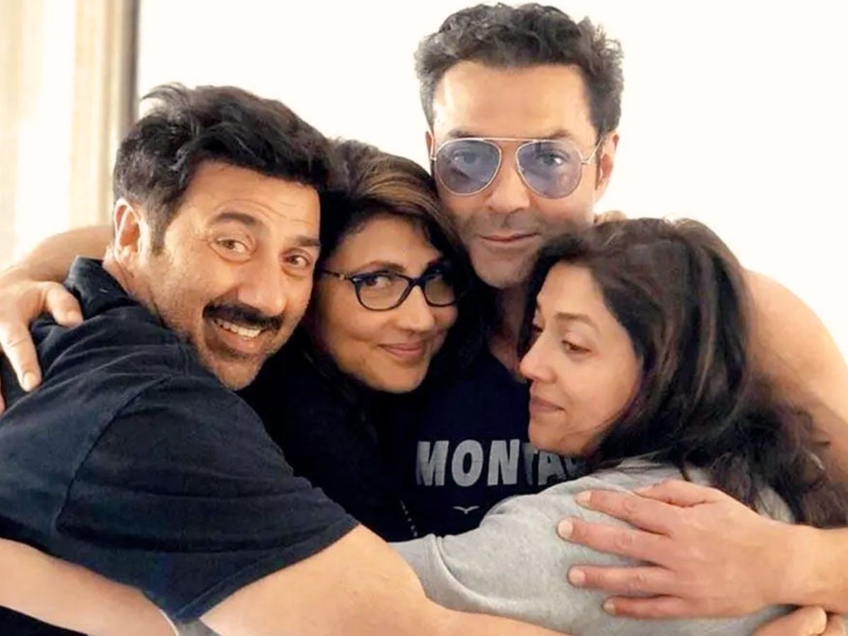 Dharmendra Family: 2 पत्नी, 6 बच्चे और 13 नाती-पोते…इतना बड़ा है ‘ही-मैन’ का परिवार - Photo Gallery