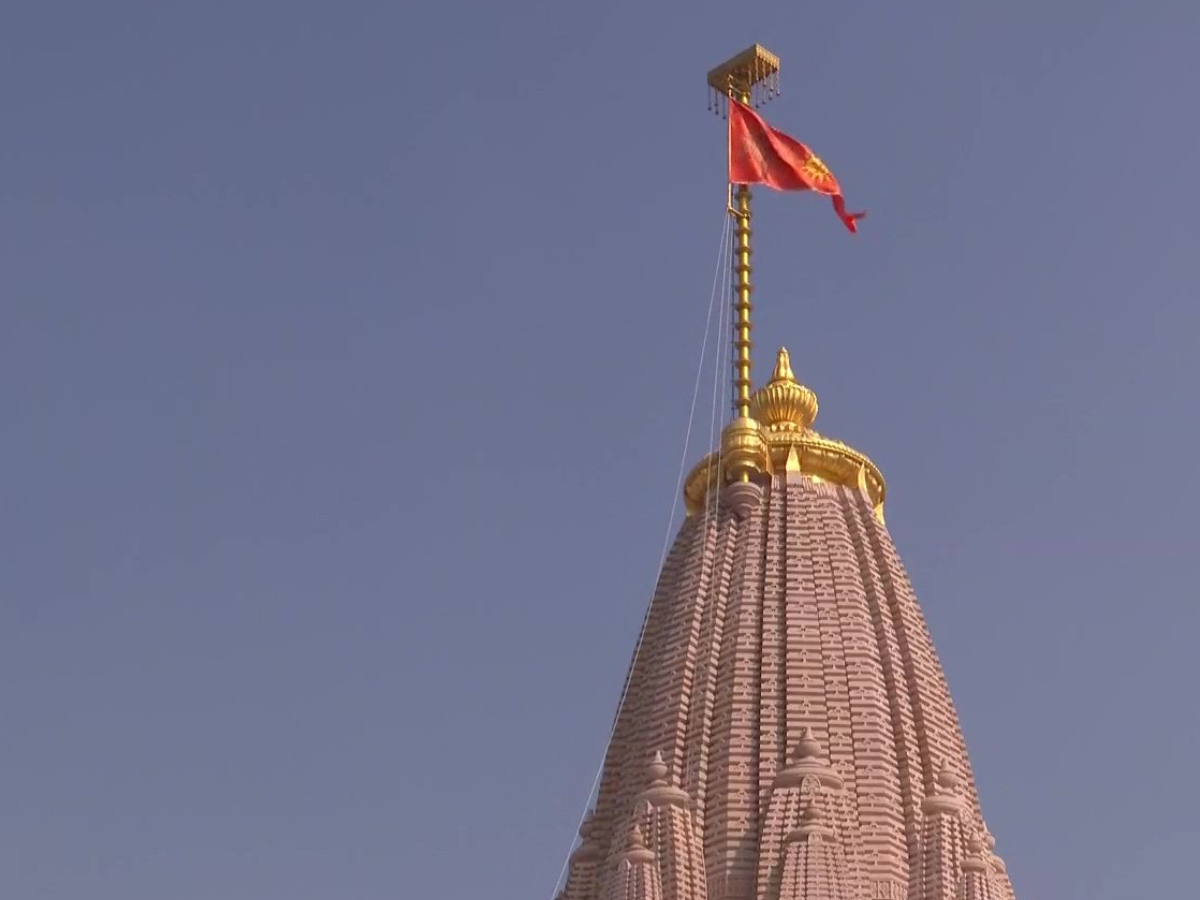 flag hoisting 1 - Photo Gallery