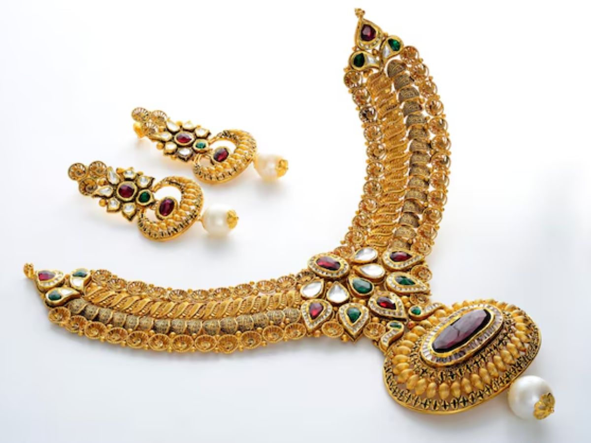 gold jewellery 1 - Photo Gallery