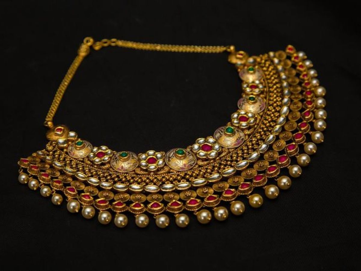 gold jewellery 5 - Photo Gallery