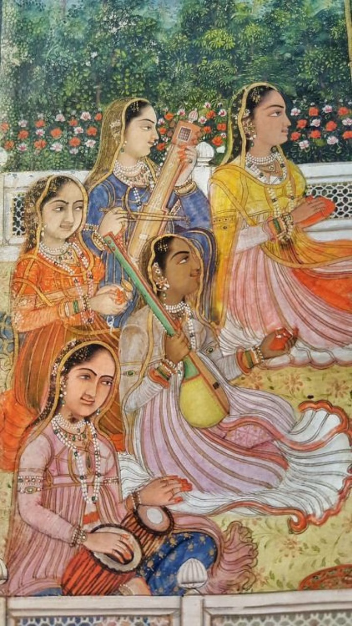 मुगलों के हरम में कैसा था राजपूत औरतों का हाल, कहां से लाई जाती थीं हजारों लड़कियां? - Photo Gallery