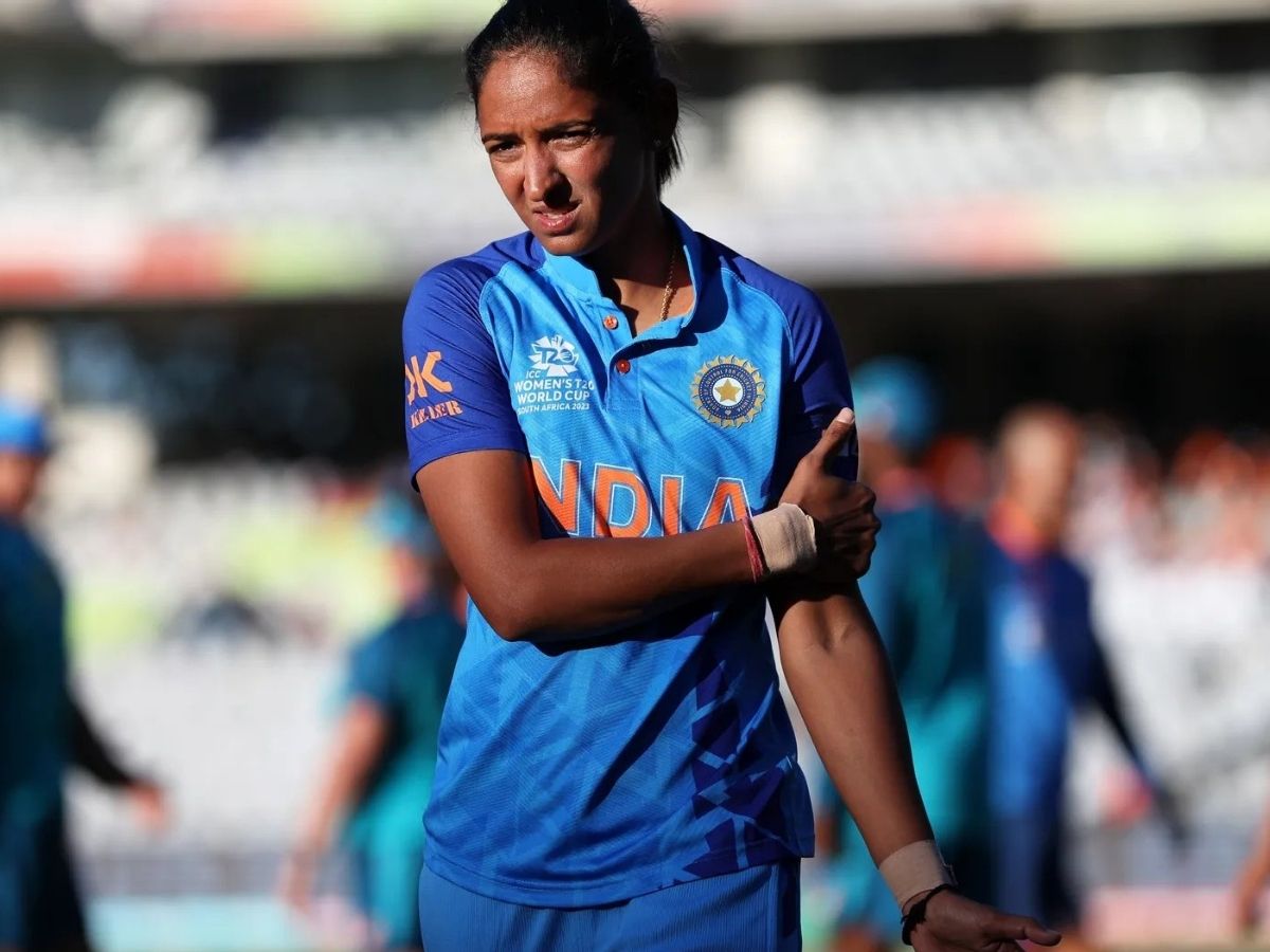 Harmanpreet Kaur's six - Photo Gallery