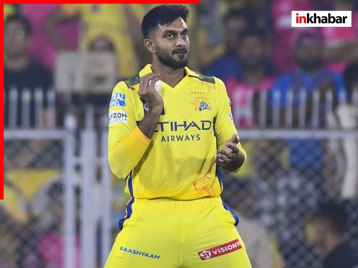 IPL 2026 Auction: दूसरी बार चैम्पियन बनने के इरादे से उतरेगी RCB, इन 8 खिलाड़ियों पर रहेगी नीलामी में नजर - Photo Gallery