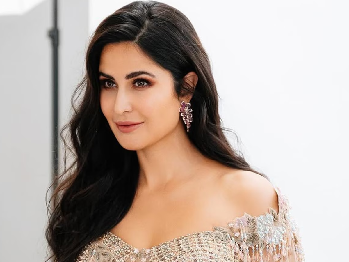 deepika-padukone-82e-loss-12-crore-katrina-kaif-beauty-brand-in-profit-actress-business Deepika Padukone को बिजनेस में 12 करोड़ का घाटा, Katrina को कितना हुआ मुनाफा; ये बॉलीवुड एक्ट्रेस भी हैं बिजनेस में नंबर 1