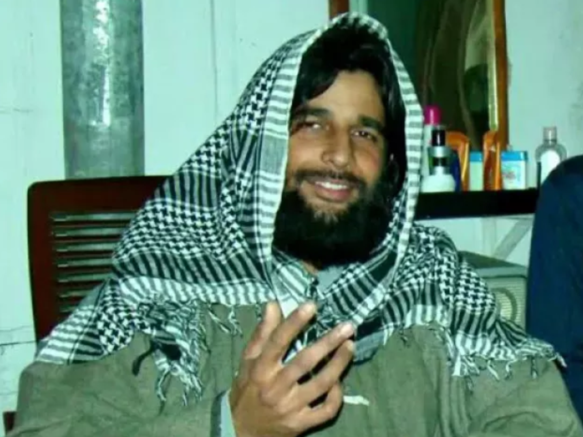 इस ‘धुरंधर’ ने दुश्मनों को गढ़ में घुसकर मारा, सीक्रेट मिशन में हुआ शहीद, उसी के रोल में हैं रणवीर!