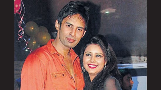 फ्लैट का ताला तोड़ा तो वो फंदे से लटकी थी…टीवी एक्ट्रेस की मौत के दिन क्या हुआ, BF ने किया खुलासा