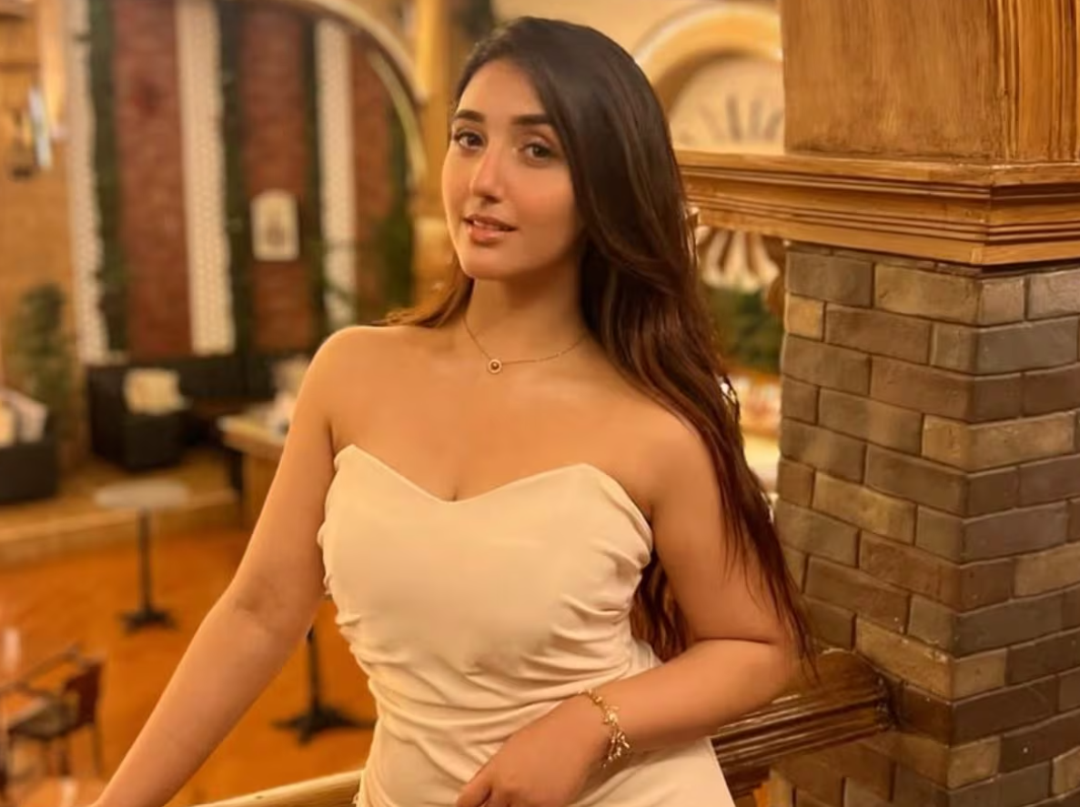 Bigg Boss 19 में तान्या मित्तल ने Ashnoor Kaur को कहा मोटी-हाथी, भड़के पिता ने दिया ऐसा रिएक्शन