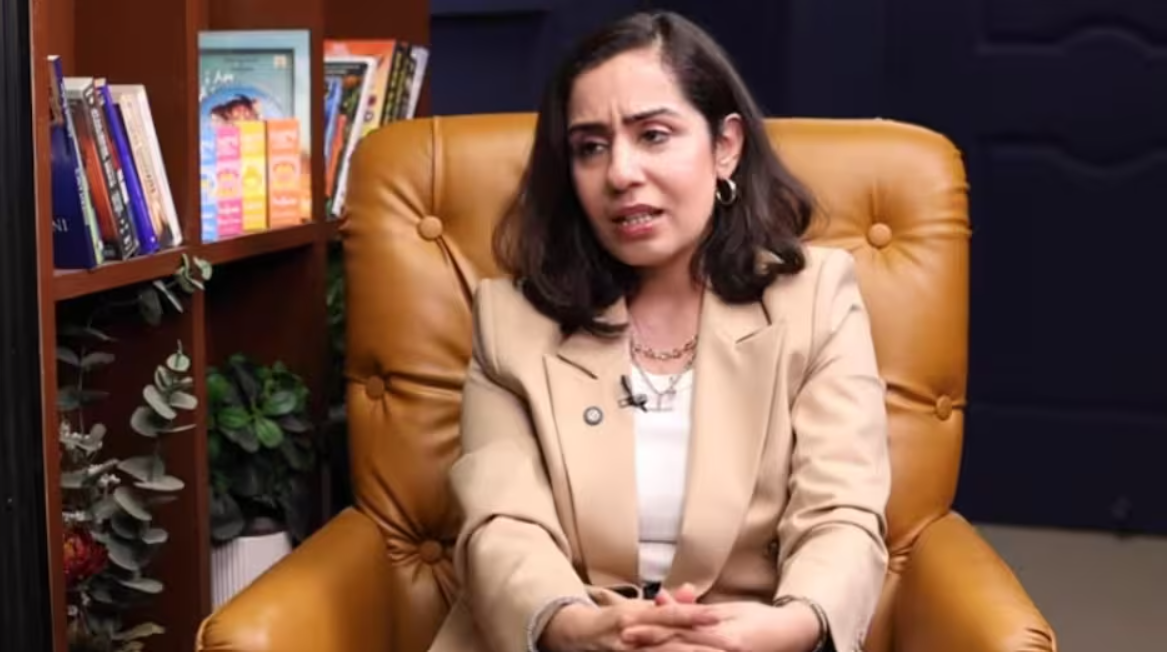 काम नहीं मिला तो एस्कॉर्ट सर्विस देती है बॉलीवुड एक्ट्रेस, BF ने करवाई जासूसी तो सामने आई काली सच्चाई