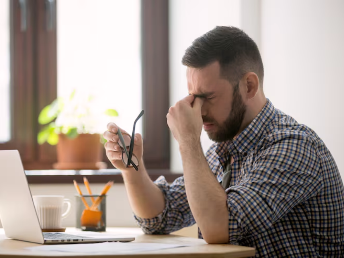 Sexual Health: लंबे समय तक सेक्स न करने से हो सकती हैं कई परेशानियां! ये 6 लक्षण बर्बाद कर सकते हैं शादीशुदा जिंदगी