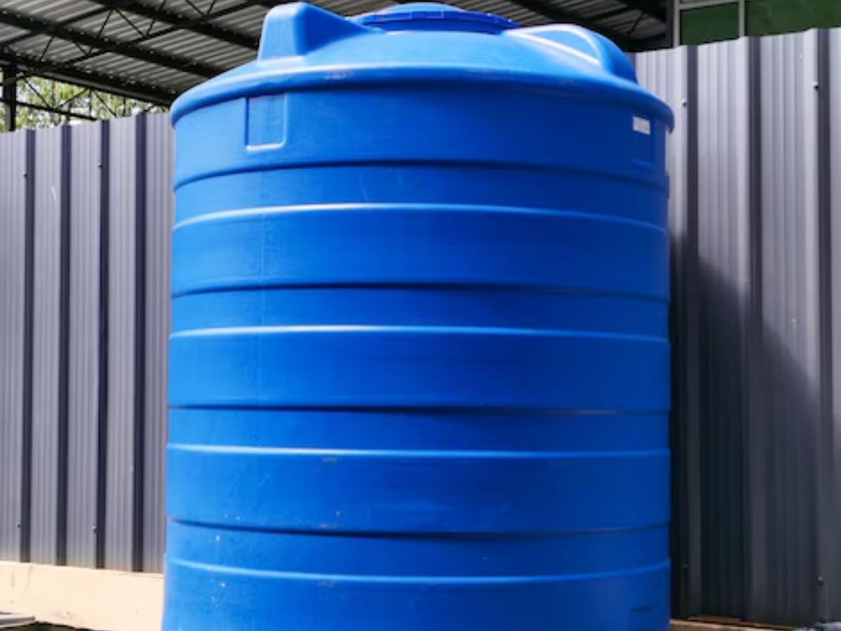 tank 6 - Photo Gallery