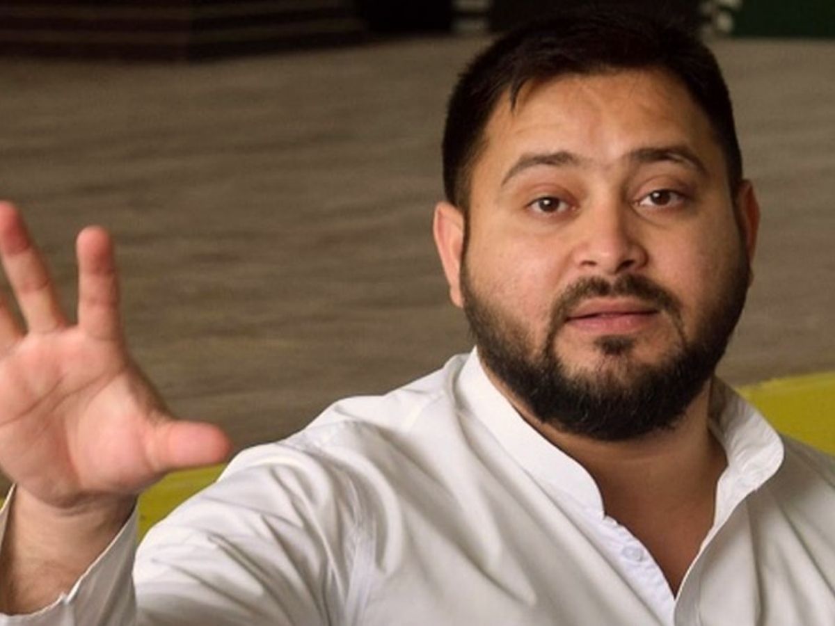 Tejashwi Yadav Networth: 200 ग्राम सोना और करोड़ों की संपत्ति के मालिक हैं लालू के लाल, जानें तेजस्वी यादव के परिवार में कौन-कौन - Photo Gallery