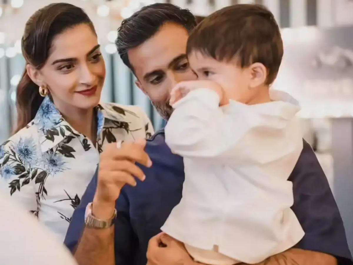 रणबीर-आलिया की राहा से लेकर दीपिका-रणवीर की दुआ तक, बॉलीवुड के इन स्टारकिड्स की क्यूटनेस देख पिघल जाएंगे आप - Photo Gallery