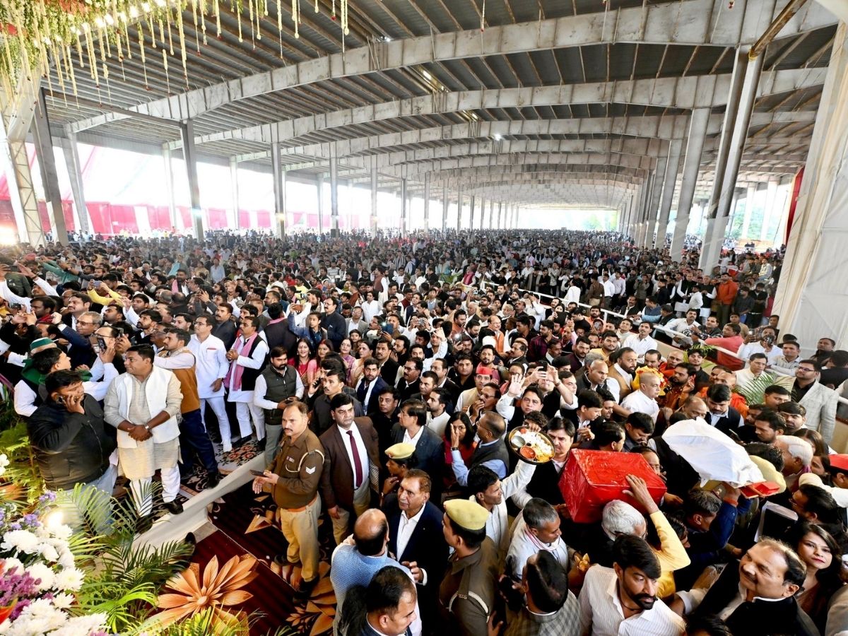 Which VIPs attended the wedding - Photo Gallery