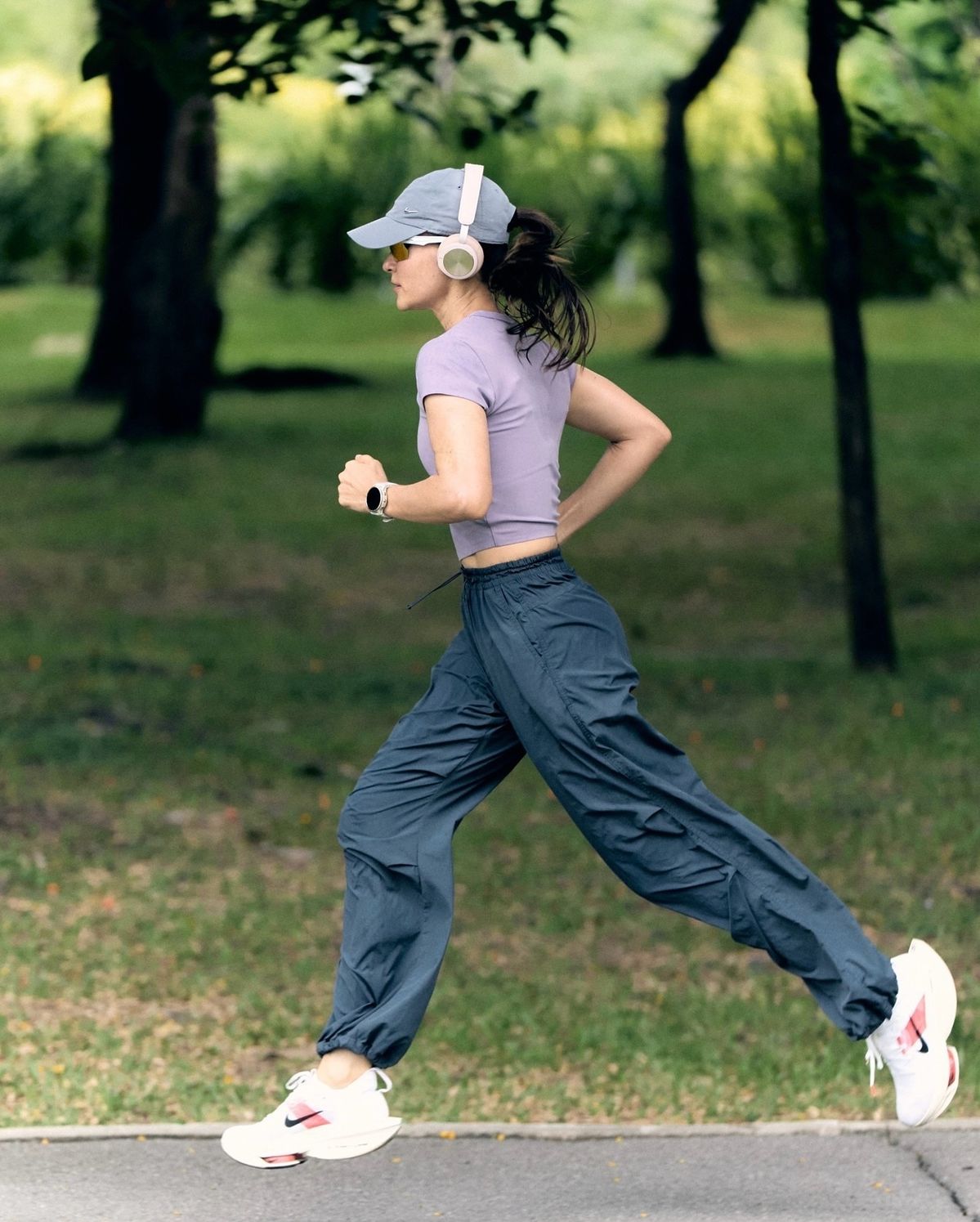 Winter Stress: ठंड और कोहरे से मन क्यों हो जाता है बेचैन? मानसिक शांति बनाएं रखने के लिए अपनाएं यह एक्सपर्ट टिप्स - Photo Gallery