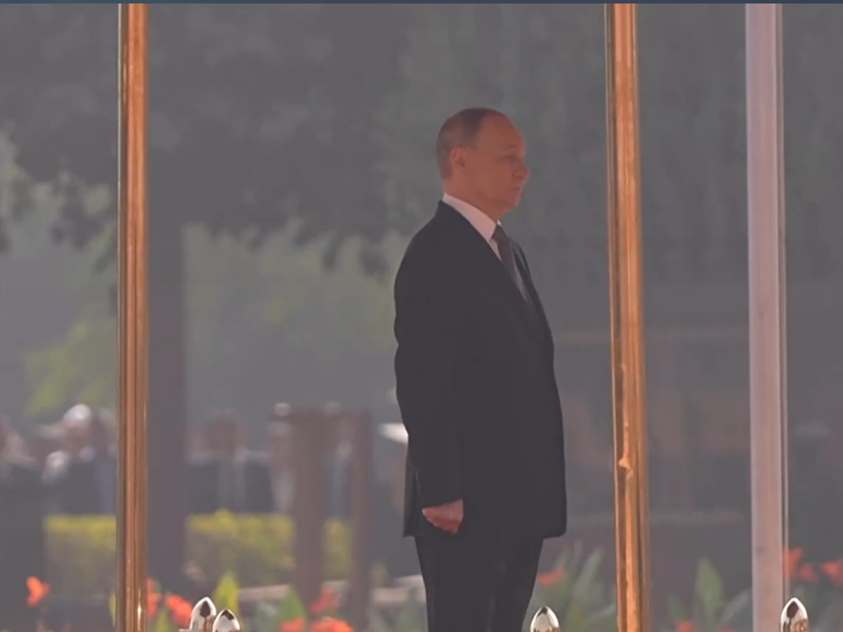 Putin Ghost Train: रूसी राष्ट्रपति व्लादिमीर पुतिन के पास है ‘घोस्ट ट्रेन’, जानें क्या है इसके पीछे की सच्चाई? - Photo Gallery