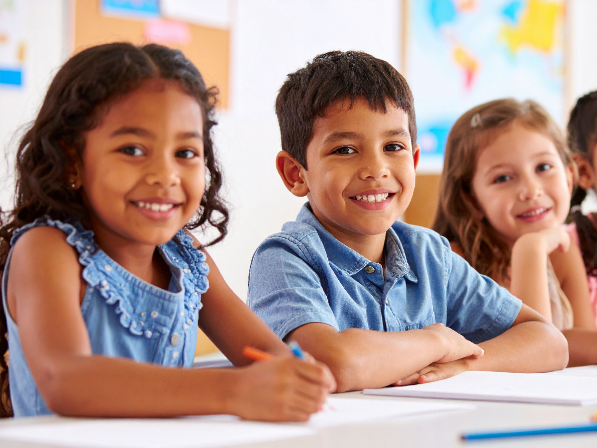 चीन या अमेरिका में नहीं बल्कि इस देश में हैं दुनिया के सबसे ज्यादा स्कूल और कॉलेज, जानें लिस्ट में कहां है भारत का नाम? - Photo Gallery