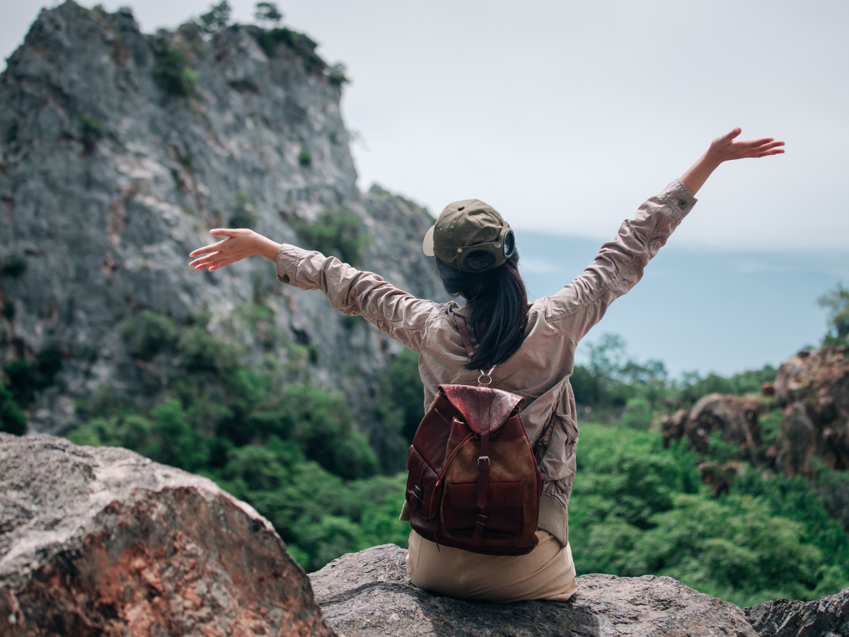 Solo Traveling: क्यों हर जगह बढ़ रहा है अकेले घूमने का ट्रेंड; आखिर क्या हैं इसके फायदे? - Photo Gallery