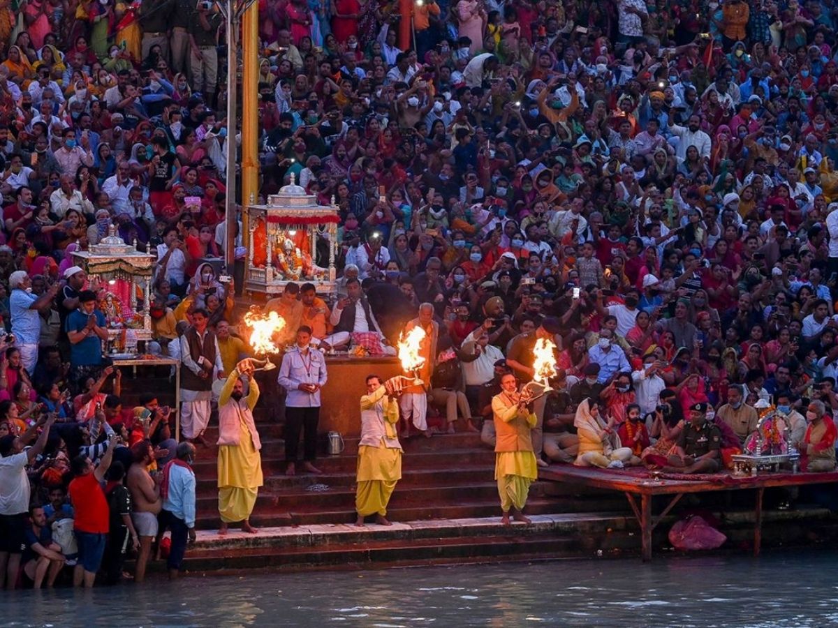 Magh Mela 2026 Date: कब शुरू होगा माघ मेला, जानें पूजा-पाठ और भक्तों के लिए स्नान की शुभ तारीखें - Photo Gallery