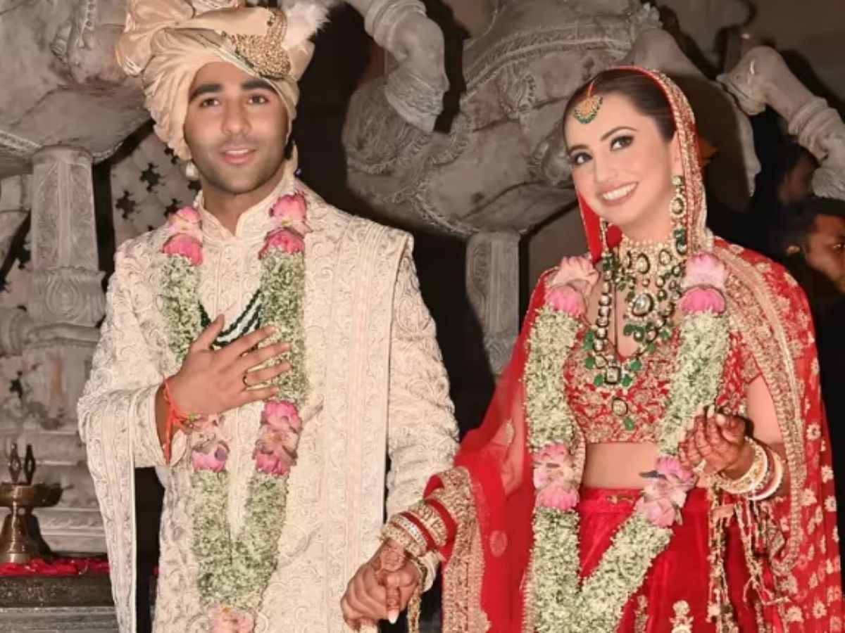 Celebs Married In 2025: साल 2025 में शादी के बंधन में बंधे ये सितारे, सात जन्म साथ रहने का किया वादा - Photo Gallery