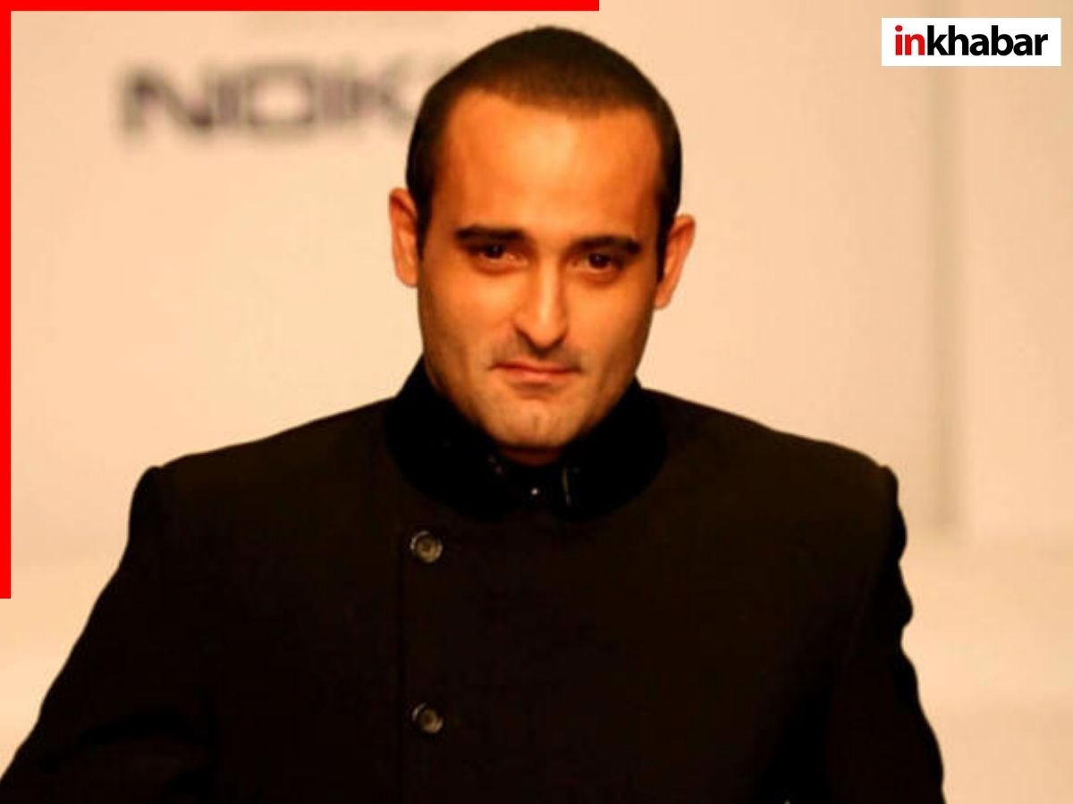 धुरंधर का डकैत! आज तक क्यों सिंगल हैं अक्षय खन्ना? लग्ज़री कारों का कलेक्शन और करोड़ों की सम्पत्ति के हैं मालिक, - Photo Gallery