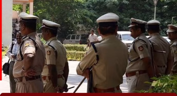 Bengaluru Airport Bomb Threat: एयरपोर्ट समेत बेंगलुरु शहर के कई स्थलों को बम से उड़ाने की मिली धमकी, पाकिस्तान से निकला कनेक्शन