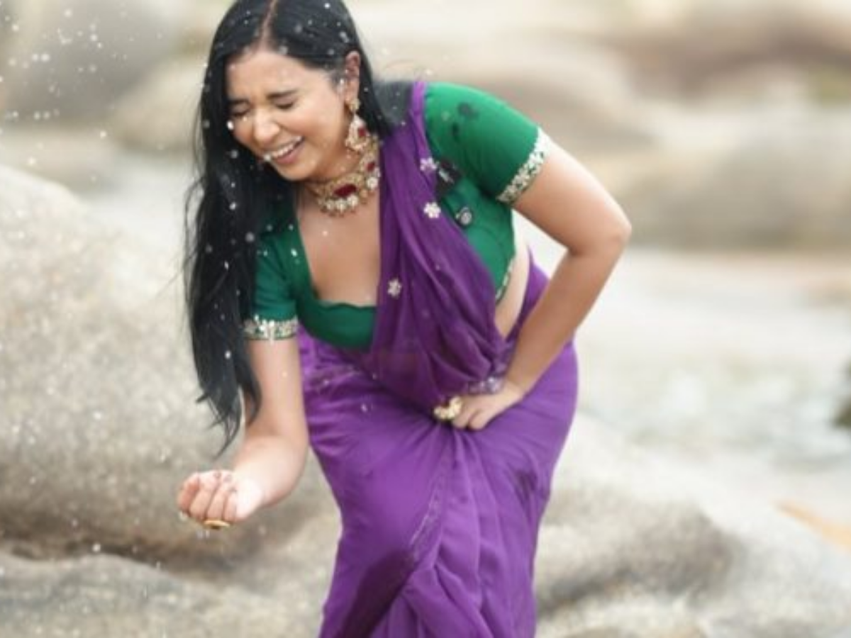 कौन हैं Taniya Mittal? जिनकी अमीरी के जलवे सुन फैंस भी हैं हैरान, क्या सच में रईसजादी हैं इनफ्लुएंसर - Photo Gallery