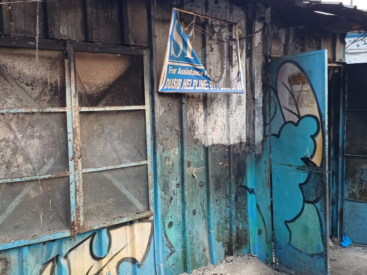 दिल्ली के वसंत विहार के रैन बसेरे में भीषण आग, लेटे-लेटे राख बने लोग; तस्वीरें देख निकल जाएंगी चीखें - Photo Gallery