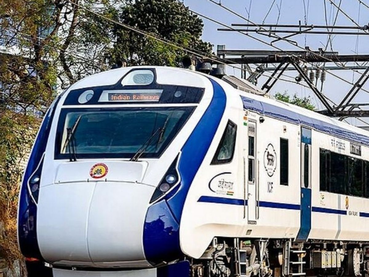 IRCTC Railway: भारत की 80 ट्रेनें 10 घंटे लेट, यहां देखें लिस्ट; कहीं आपकी वाली रेल तो नहीं शामिल - Photo Gallery