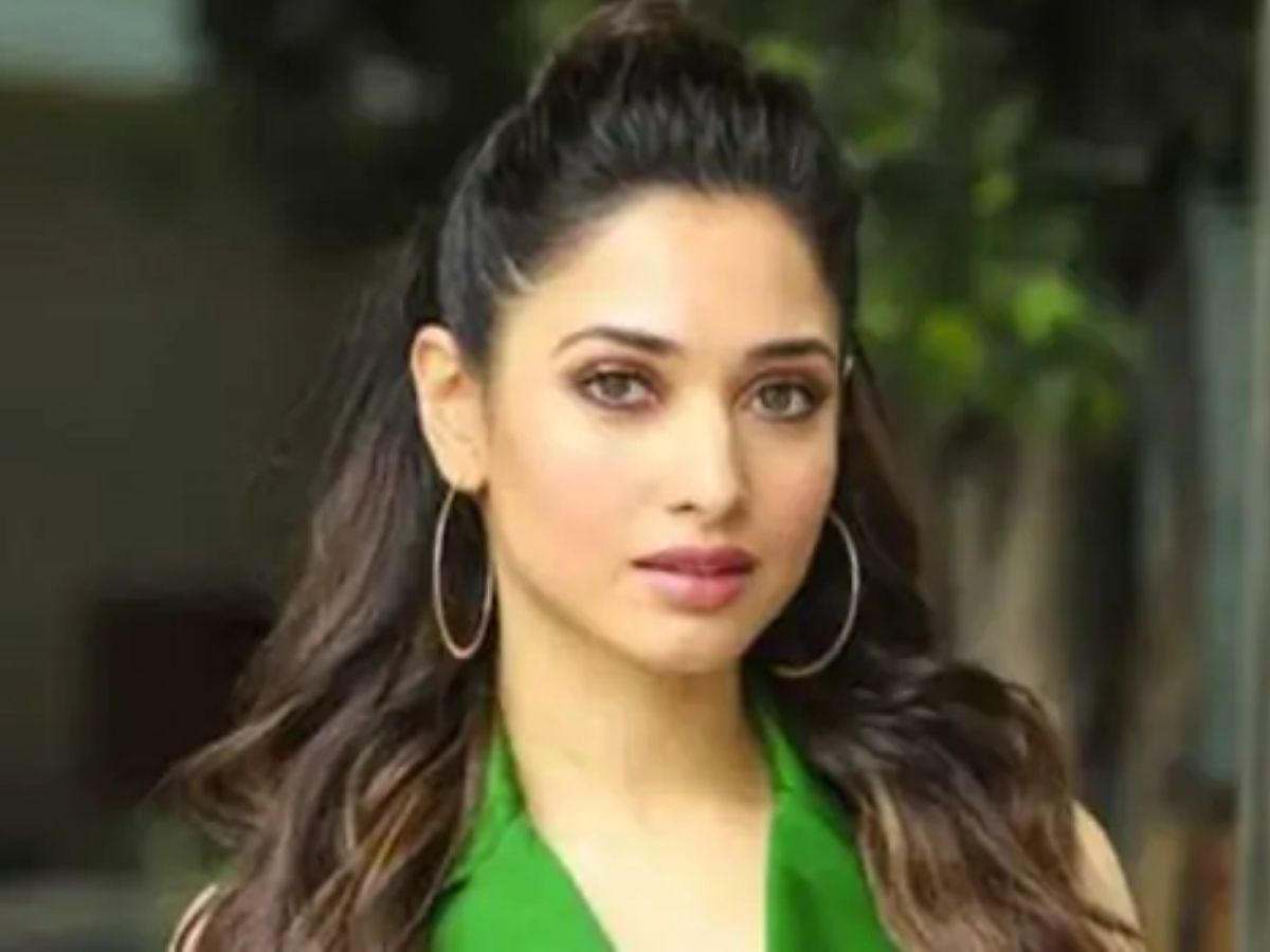 काफी उतार-चढ़ाव भरा रहा Tamannaah Bhatia का फिल्मी सफर, 15 साल की उम्र में शुरू किया काम; आज करोड़ों की हैं मालकिन - Photo Gallery