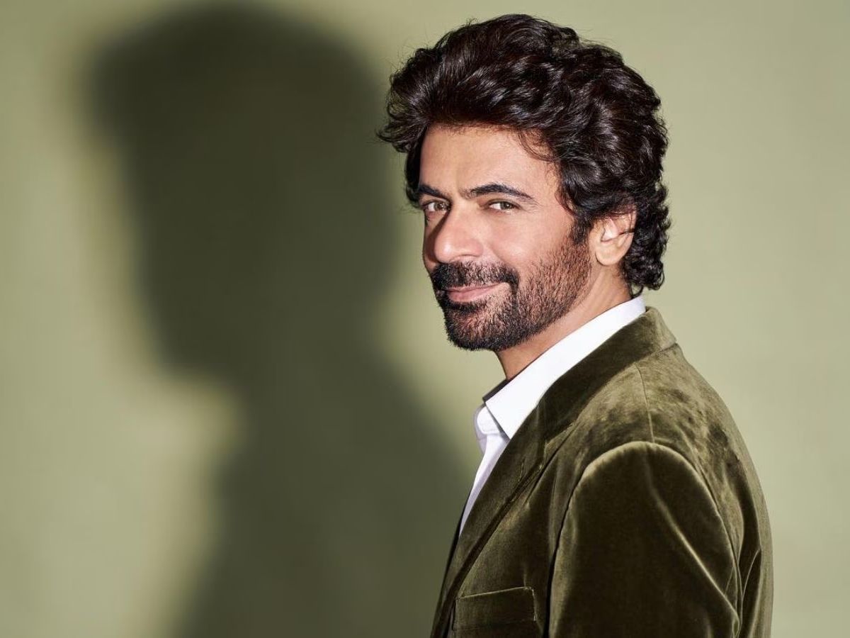 फिल्म Dhurandhar में रणवीर के साथ नजर आते सुनील ग्रोवर, आखिर क्यों ‘मशहूर गुलाटी’ को नहीं मिला कोई रोल - Photo Gallery