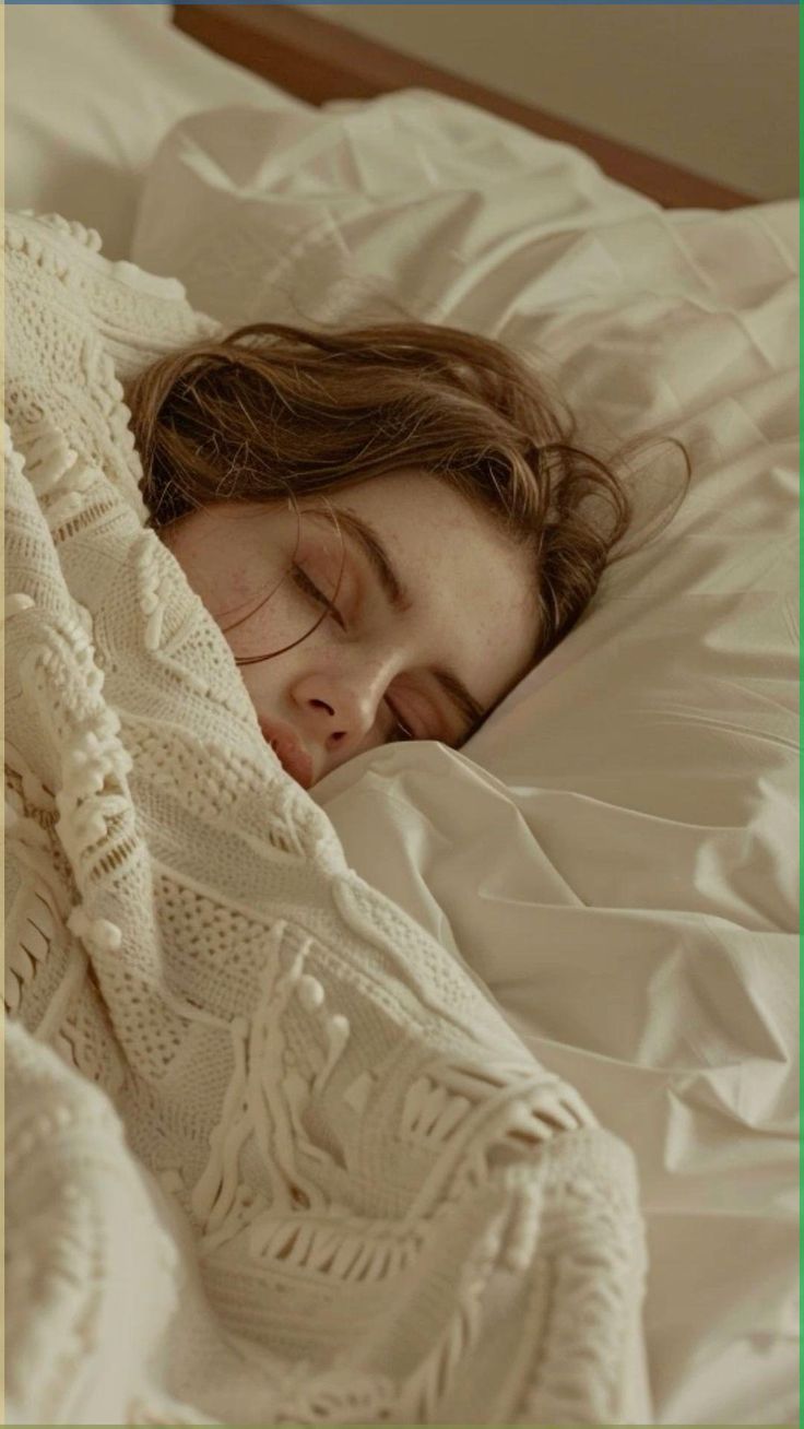 अगर आप भी लेटने के 2-3 मिनट के बाद सो जाते हैं तो जान लें यह बात - Photo Gallery