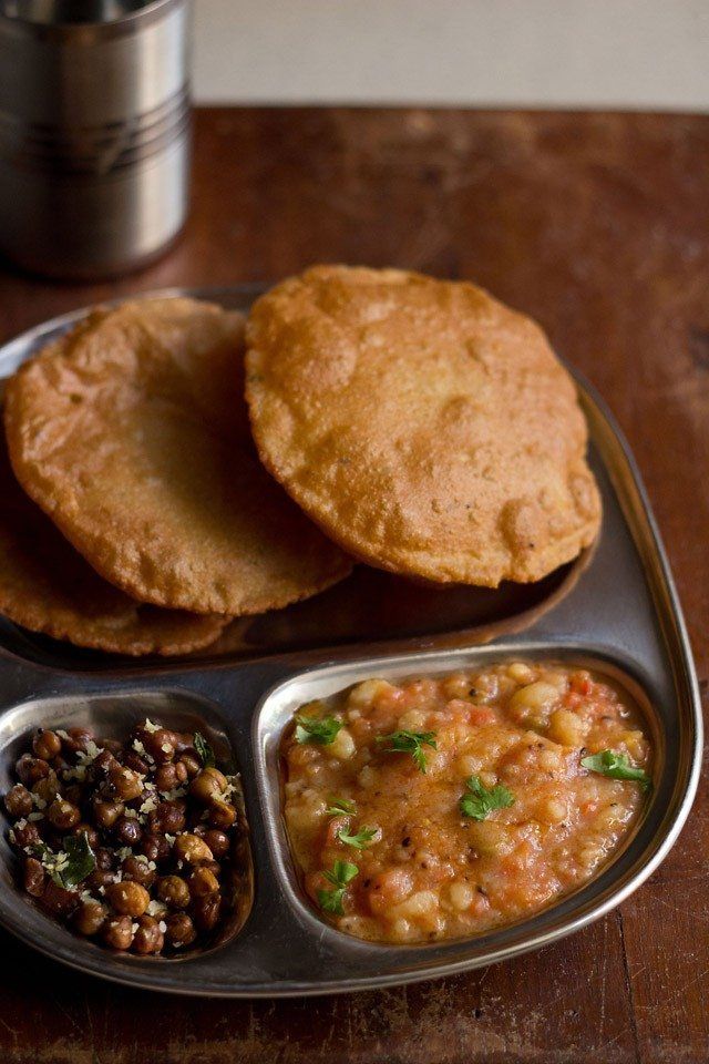 New Year 2026 Food Ideas: नए साल पर जरूर बनाएं ये खाने की चीजें, मानी जाती हैं शुभ - Photo Gallery