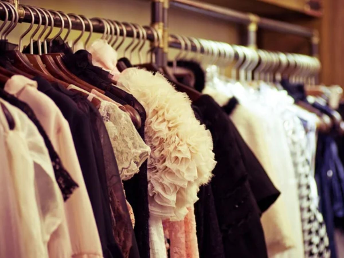 Wash Your Clothes : क्या आप भी बिना धोए पहनते हैं नए कपड़े? स्वास्थ्य के लिए हो सकता है बेहद खतरनाक; तुरंत हो जाएं सावधान - Photo Gallery