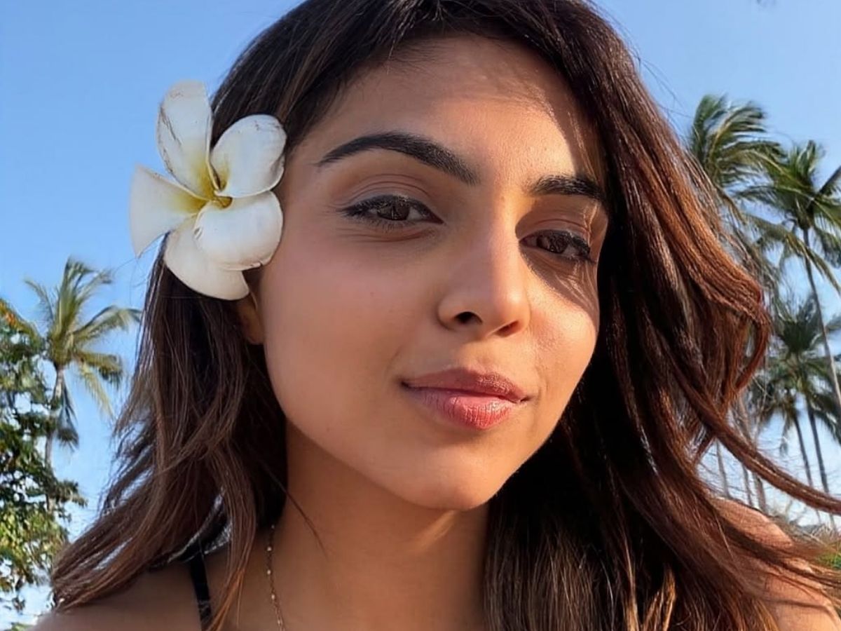 सास बनने जा रही Priyanka Gandhi, गांधी परिवार में जल्द बजेगी शहनाई; जानें कौन है रेहान की मंगेतर Aviva Baig? - Photo Gallery