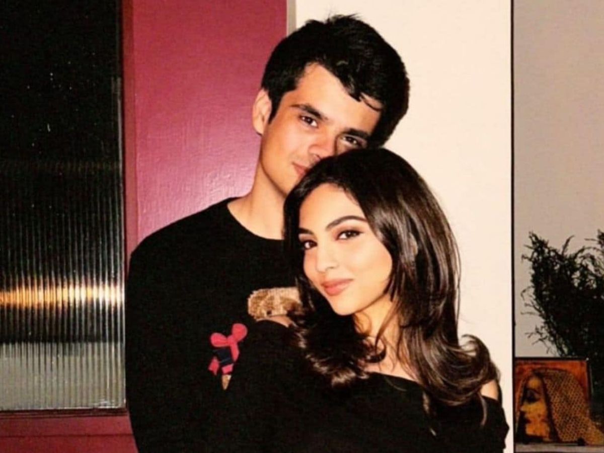 सास बनने जा रही Priyanka Gandhi, गांधी परिवार में जल्द बजेगी शहनाई; जानें कौन है रेहान की मंगेतर Aviva Baig? - Photo Gallery