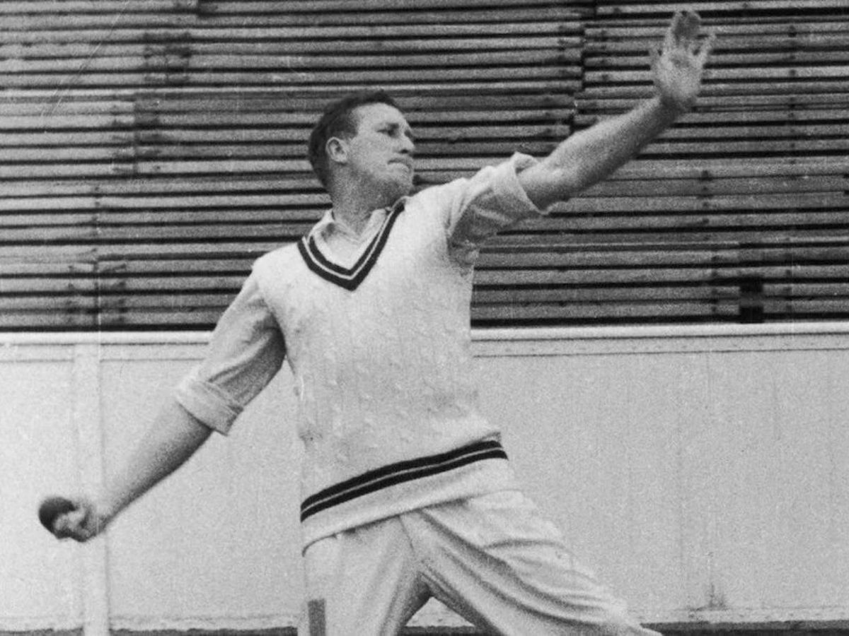 10 Unbreakable Cricket Records: क्रिकेट जगत के ये 10 रिकॉर्ड्स जिन्हें तोड़ पाना लगभग नामुमकिन है; क्या आपके पसंदीदा खिलाड़ी में है इन्हें चुनौती देने का दम? - Photo Gallery