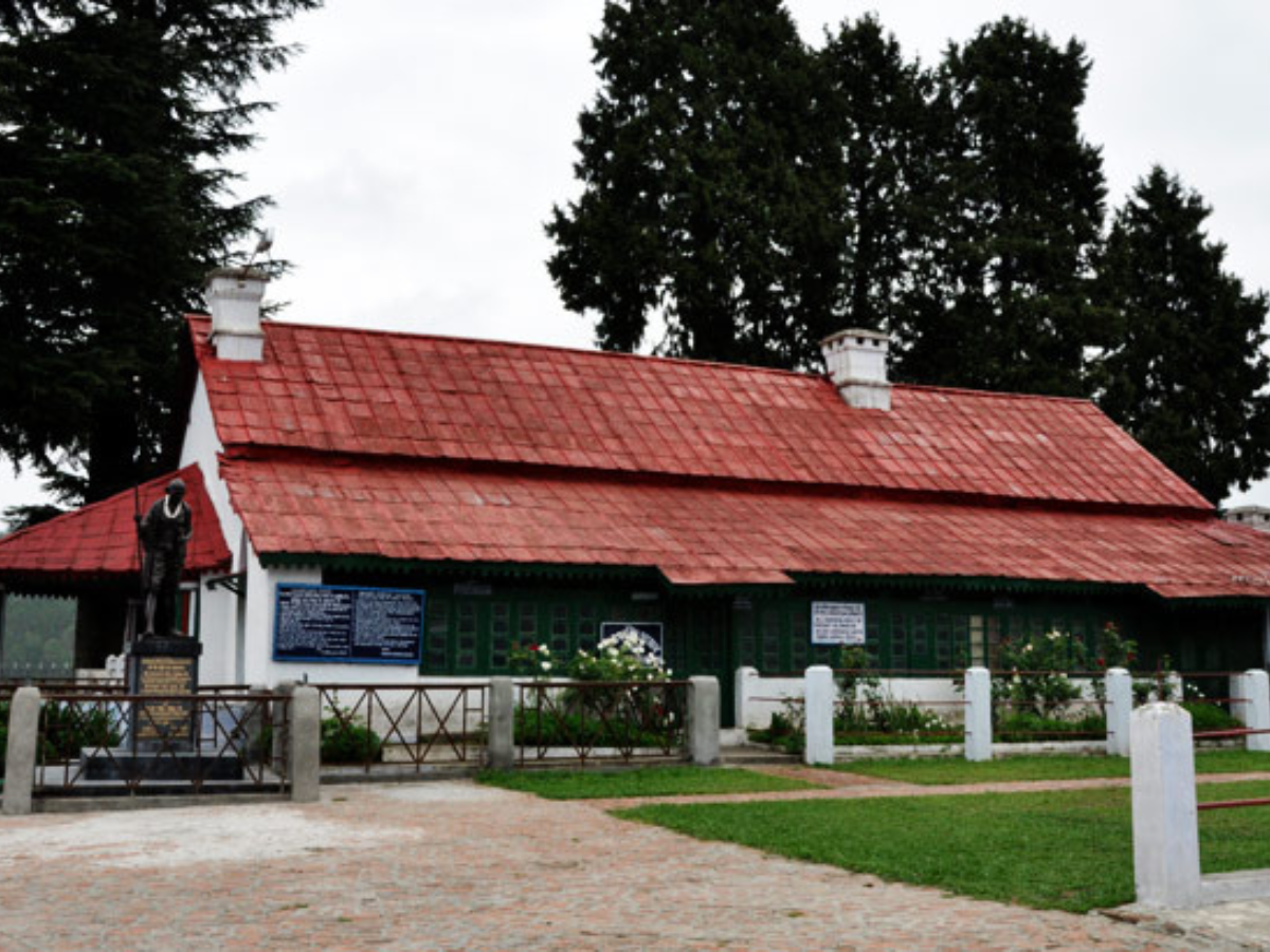 हैरान रह जाएंगे आप! भारत में अभी भी छिपी हैं ये 8 जगहें, जहां आज भी बसा है असली सुकून, आपने देखा क्या? - Photo Gallery