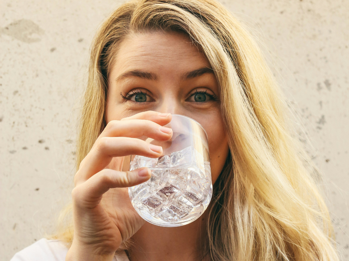 फटे होंठों से हैं परेशान? बस ये 2 मिनट का रूटीन देगा आपको ‘परफेक्ट पाउट’! - Photo Gallery