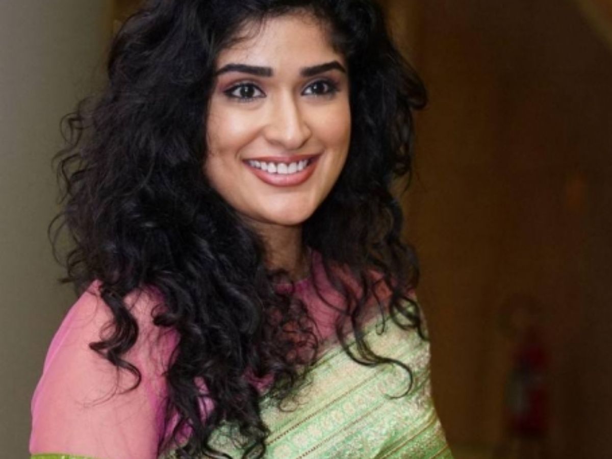 कहां है अक्षय खन्ना की पहली एक्ट्रेस? बॉलीवुड छोड़ साउथ में दिखाया अपने हुस्न का जलवा;  करीना कपूर के ‘बॉयफ्रेंड’ से रचाई शादी - Photo Gallery